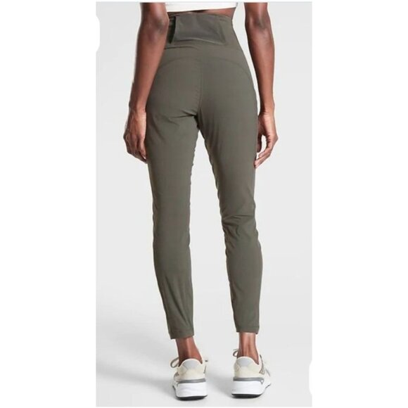 Athleta Trekkie Hybrid Crop Tight Set of 2 Leggings Size 4 - Picture 3 of 11